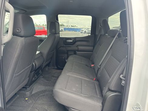 Used 2023 Chevrolet Silverado 1500 Custom image 13