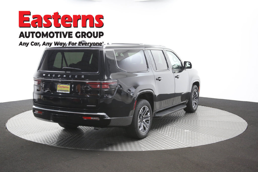 Used 2024 Jeep Wagoneer L Series II RWD image 49