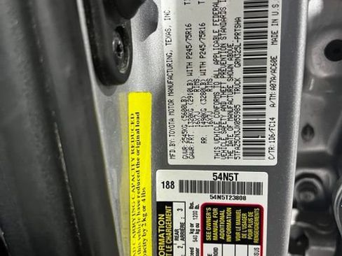 Used 2018 Toyota Tacoma 2WD Double Cab image 7
