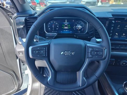 New 2026 Chevrolet Silverado 1500 LT Trail Boss w/ Convenience Package II AWD/4WD image 10
