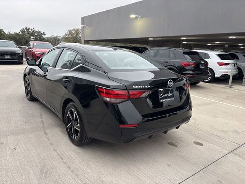 Used 2024 Nissan Sentra SV image 8