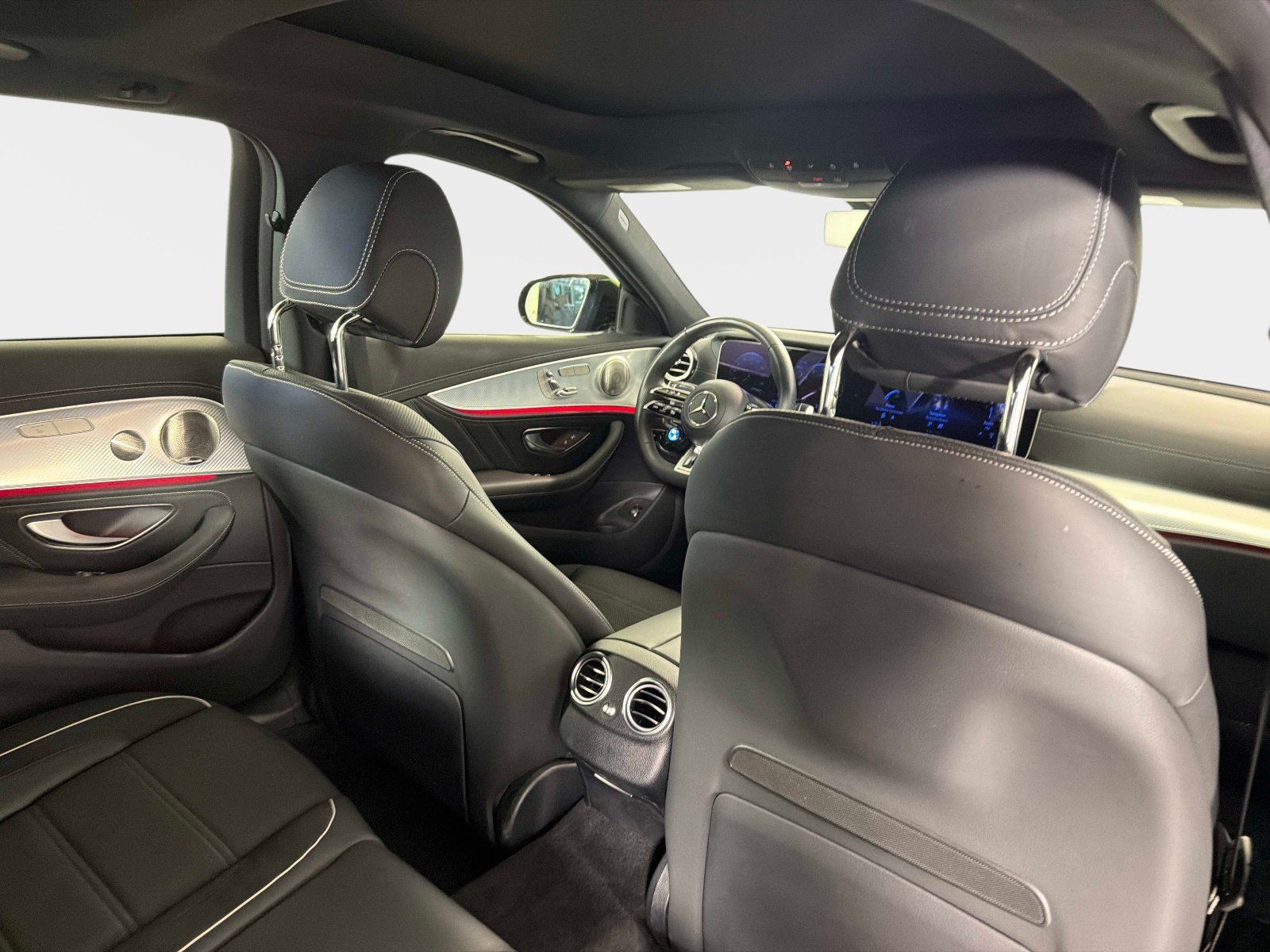 Used 2023 Mercedes-Benz E 63 AMG S image 29
