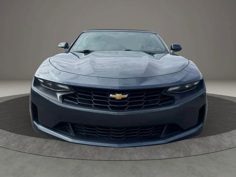 Used 2020 Chevrolet Camaro LT RWD image 8