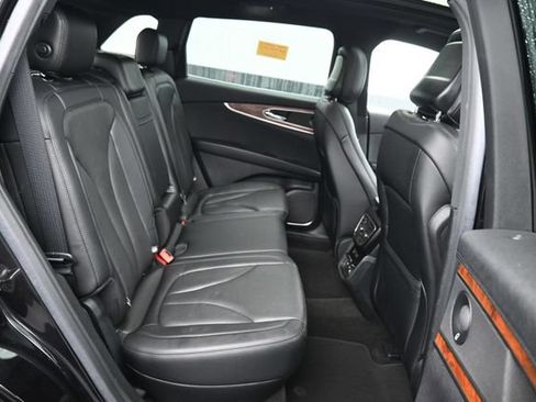 Used 2020 Lincoln Nautilus Reserve AWD/4WD image 8