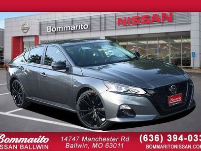 Used 2022 Nissan Altima 2.5 SR w/ Midnight Edition Package