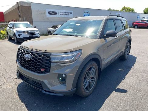 Used 2026 Ford Explorer ST AWD/4WD image 1