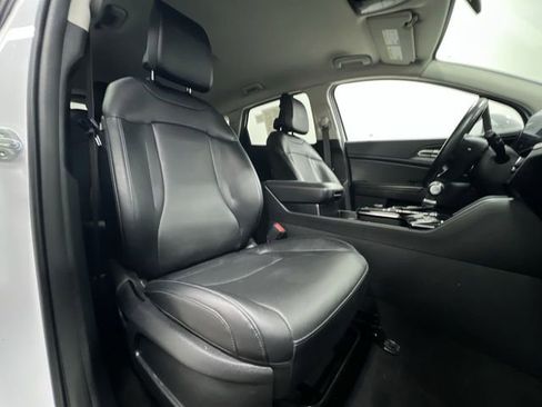 Used 2023 Kia Sportage EX image 27