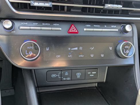 Used 2025 Hyundai Sonata SEL FWD image 12