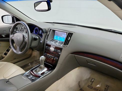Used 2013 INFINITI G37 Convertible w/ Premium Pkg RWD image 27