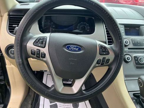 Used 2016 Ford Taurus SE FWD image 17