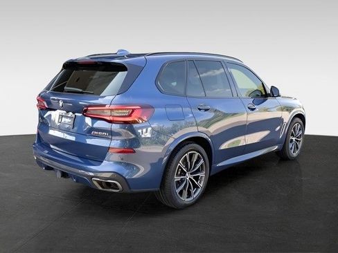 Used 2021 BMW X5 M50i w/ Executive Package image 9