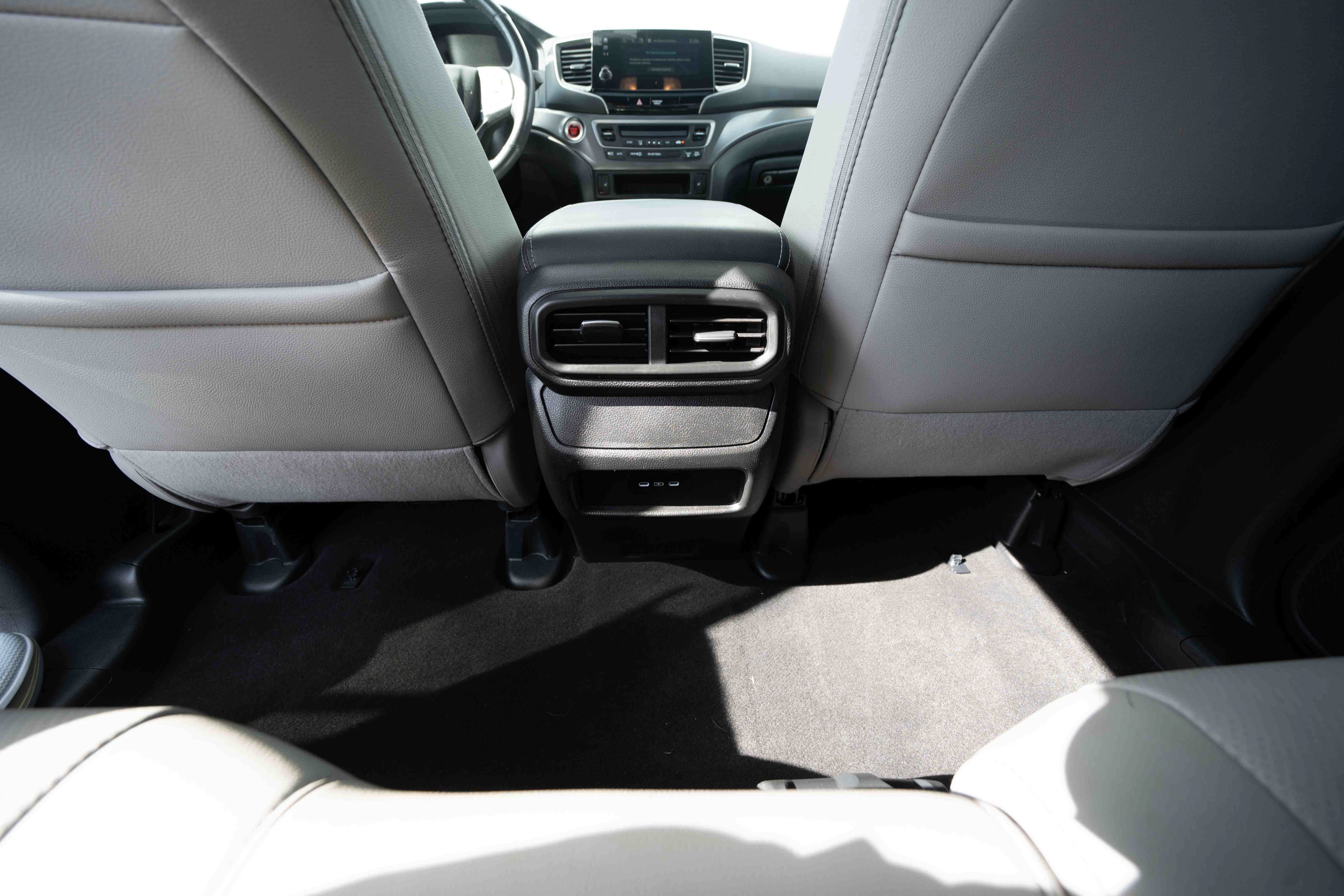 Used 2025 Honda Passport EX-L image 22