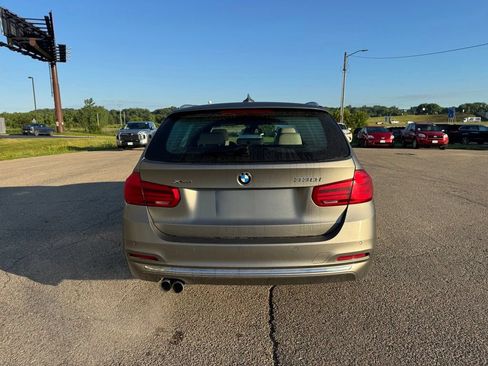 Used 2017 BMW 330i xDrive Wagon AWD/4WD image 15