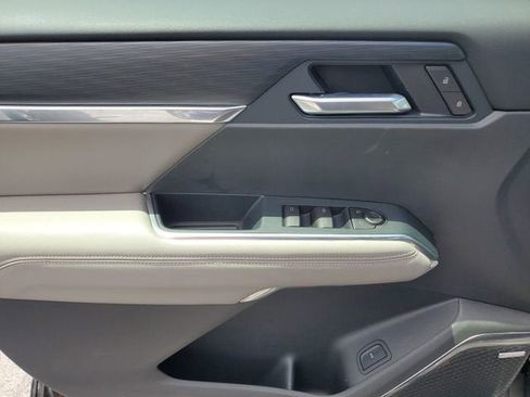 New 2026 GMC Acadia Elevation FWD image 17