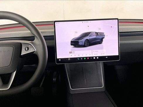 Used 2026 Tesla Model Y Long Range RWD image 5