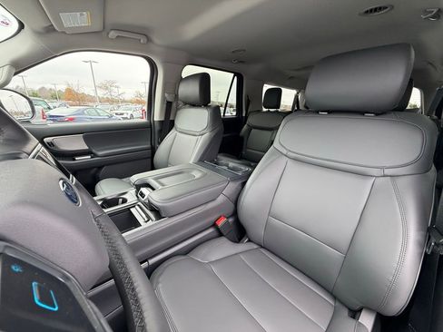 New 2026 Ford Expedition Max Active image 23
