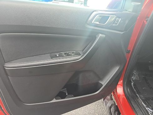 Used 2019 Ford Ranger Lariat w/ Equipment Group 501A Mid image 9