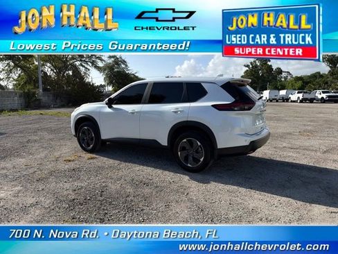 Used 2026 Nissan Rogue SV FWD image 6