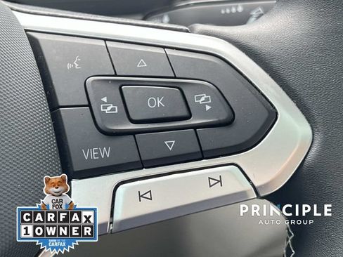 Certified 2023 Volkswagen Tiguan SE w/ Panoramic Sunroof Package FWD image 22