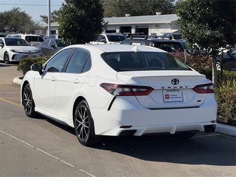 Certified 2023 Toyota Camry SE image 5