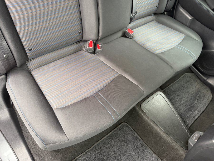 Used 2020 Nissan Leaf S w/ Protection Package FWD image 33