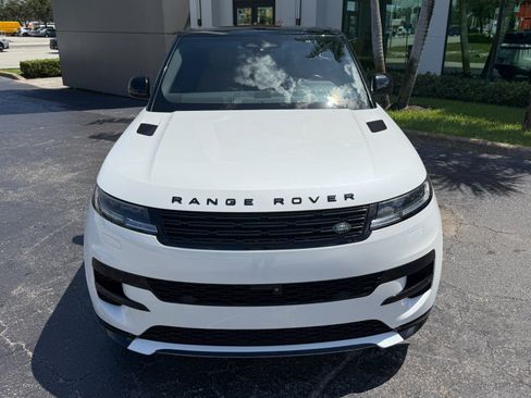 Used 2024 Land Rover Range Rover Sport Dynamic SE AWD/4WD image 7