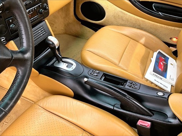 Used 2000 Porsche Boxster RWD image 14