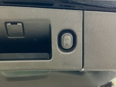 Used 2019 Cadillac Escalade Luxury AWD/4WD image 30