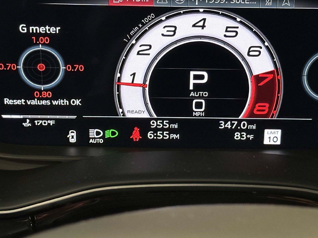 Used 2026 Audi RS Q8 performance AWD/4WD image 30