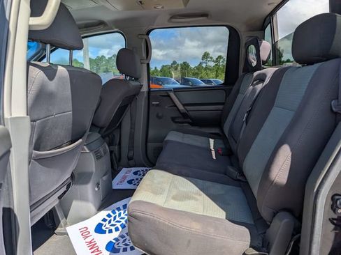 Used 2006 Nissan Titan SE RWD image 23