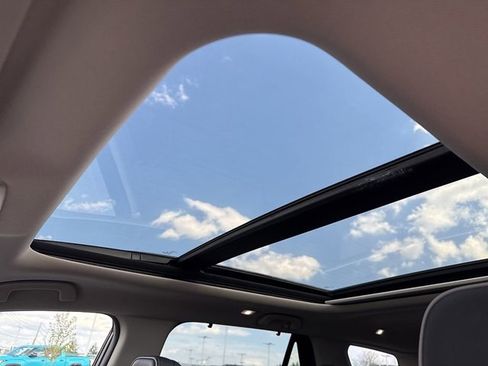 Used 2023 Honda Pilot Elite image 22