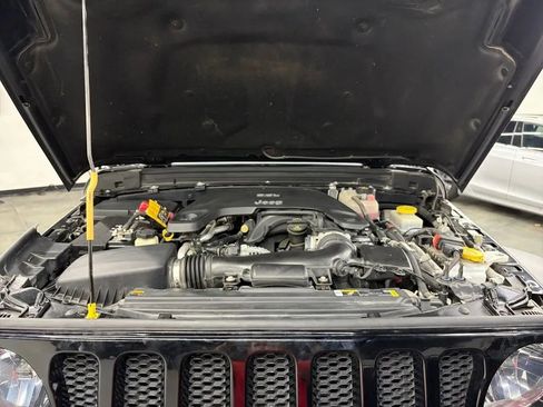 Used 2021 Jeep Wrangler Sport AWD/4WD image 20