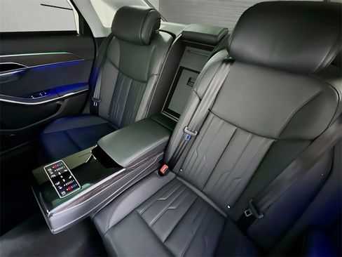 Used 2022 Audi A8 L 3.0T w/ Executive Package image 23