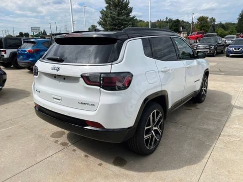 Used 2025 Jeep Compass Limited w/ Elite Group AWD/4WD image 6
