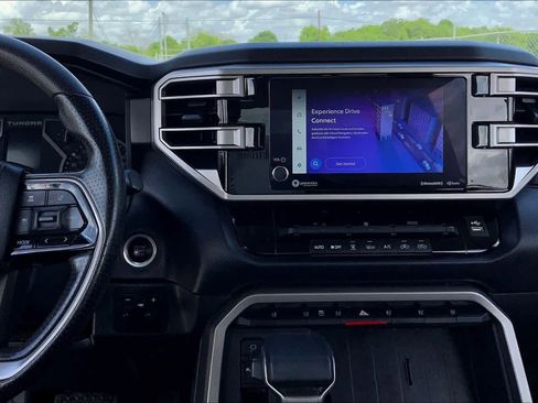 Used 2022 Toyota Tundra SR5 image 7