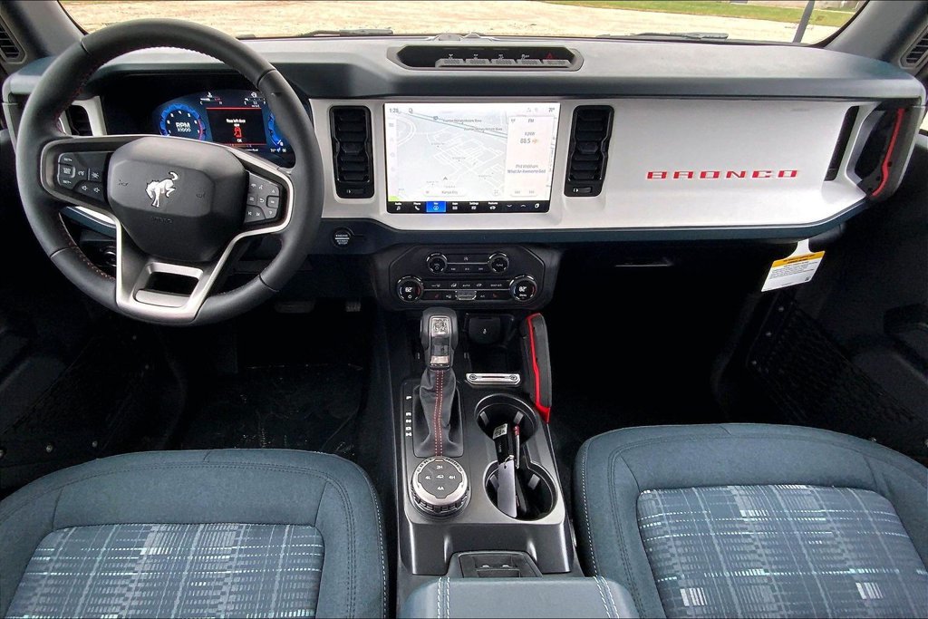 New 2026 Ford Bronco Heritage Edition AWD/4WD image 5