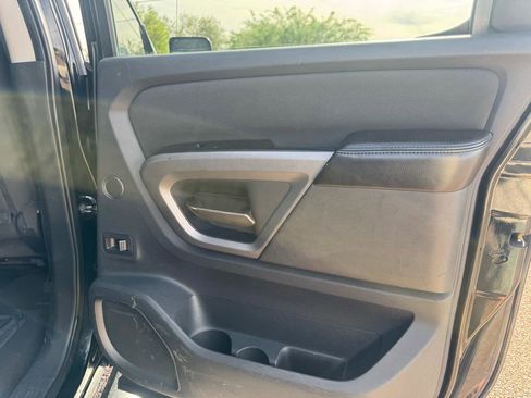 Used 2015 Nissan Titan SV w/ SV Value Truck Package image 53
