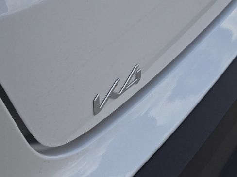 New 2026 Kia K4 FWD image 8