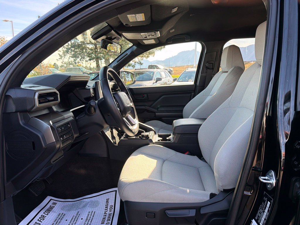 Used 2026 Toyota 4Runner SR5 AWD/4WD image 24
