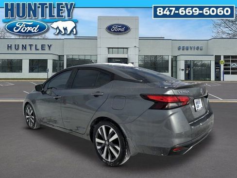 Used 2020 Nissan Versa SR w/ Convenience Package image 6