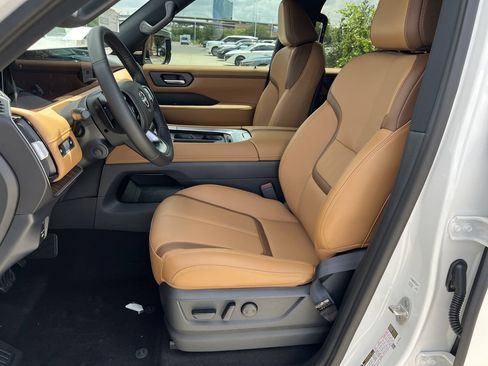 New 2026 Nissan Armada SL w/ Captain's Chari Seat Package AWD/4WD image 8