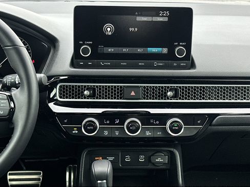 Used 2025 Honda Civic Sport Touring image 25