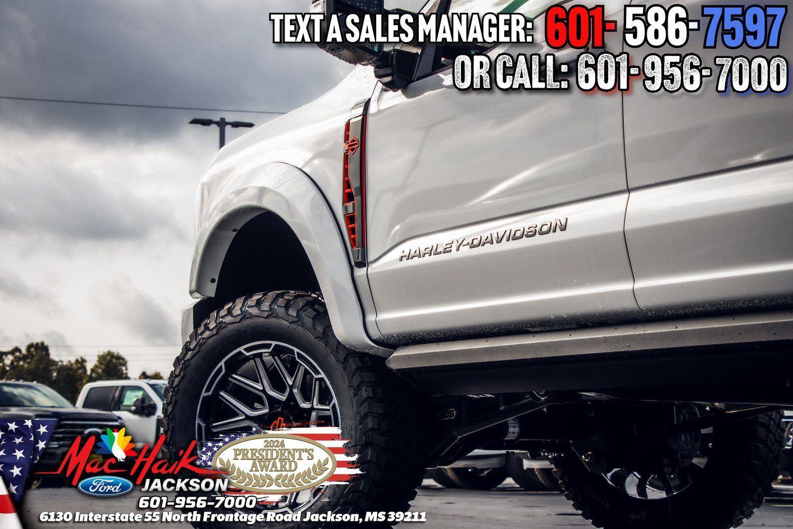 New 2026 Ford F250 Lariat w/ Black Appearance Package AWD/4WD image 2