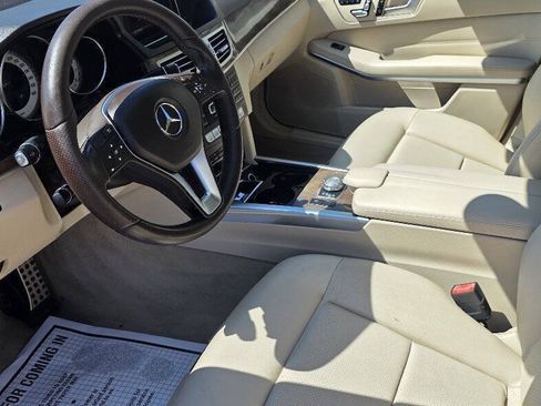 Used 2015 Mercedes-Benz E 350 4MATIC Sedan image 9