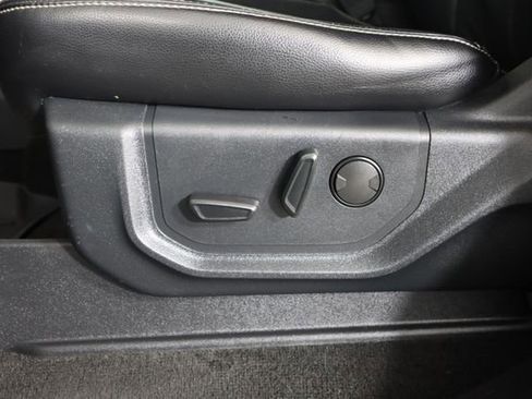 Used 2019 Ford F150 Lariat w/ Equipment Group 502A Luxury image 39