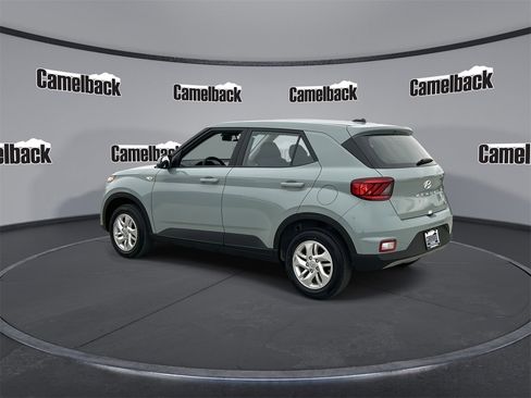 New 2026 Hyundai Venue SE image 5