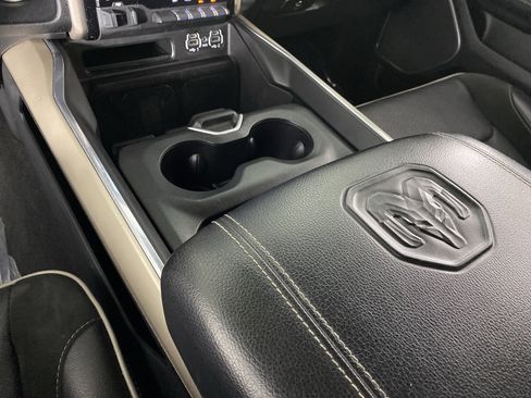 Used 2021 RAM 1500 Laramie image 33