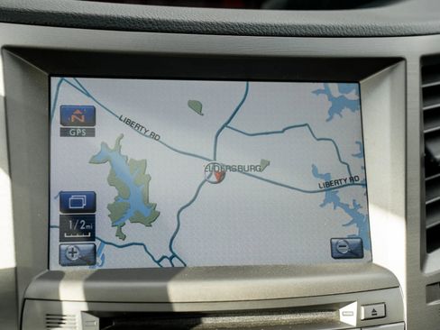 Used 2012 Subaru Outback 3.6R Limited image 21