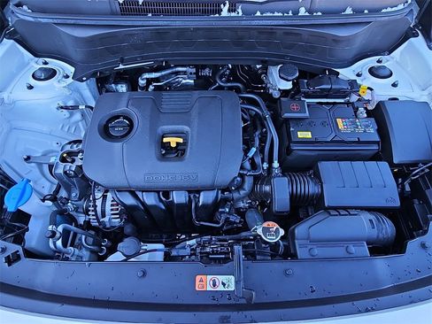 Certified 2025 Kia Seltos S image 27