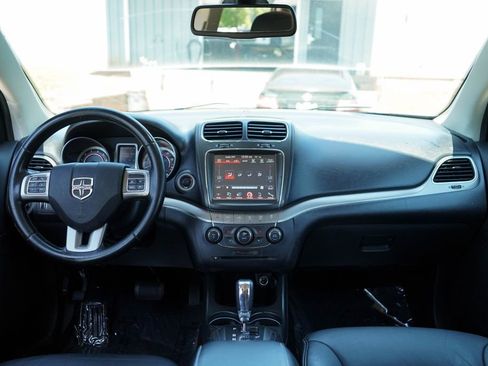 Used 2019 Dodge Journey Crossroad AWD/4WD image 10